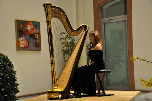 Giới thiệu nhạc cụ Harp (hạc cầm)